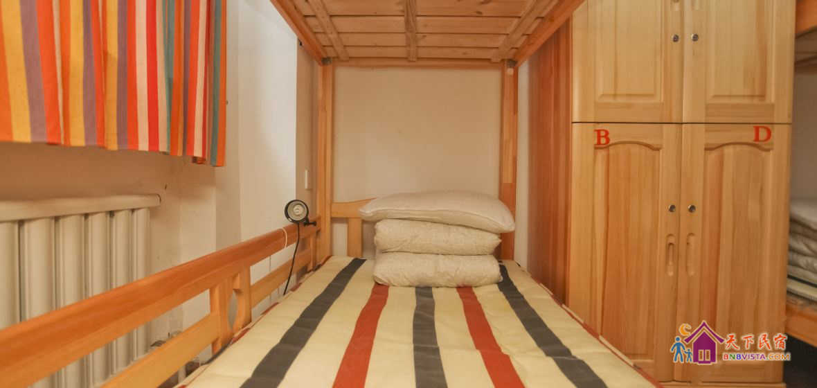 男生四人房(床位房)