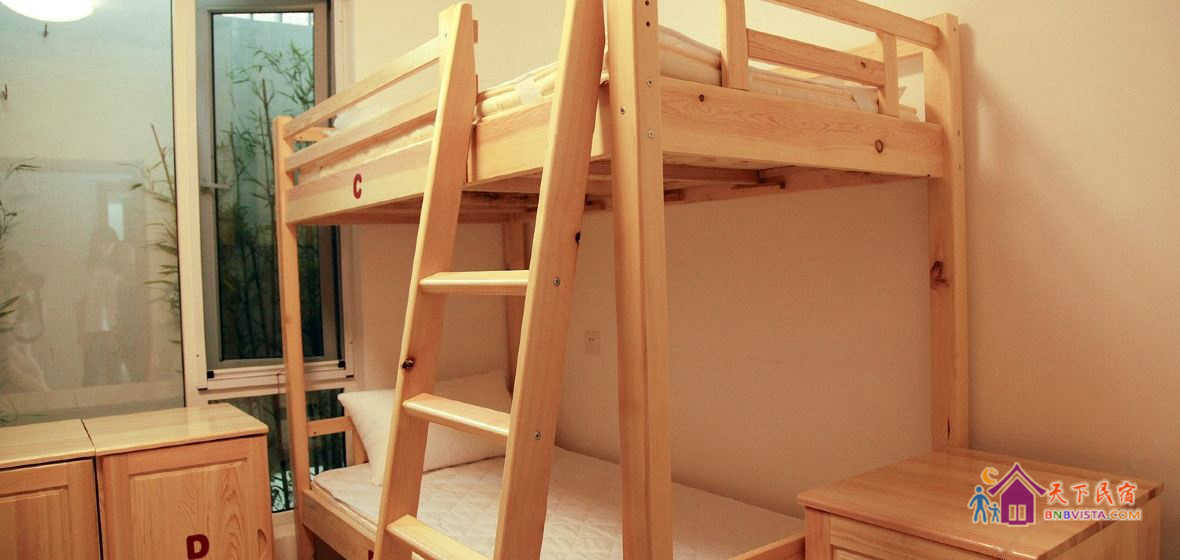 四人间(床位)(公共卫浴)