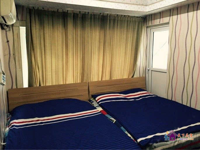 五室一厅套房(无窗)