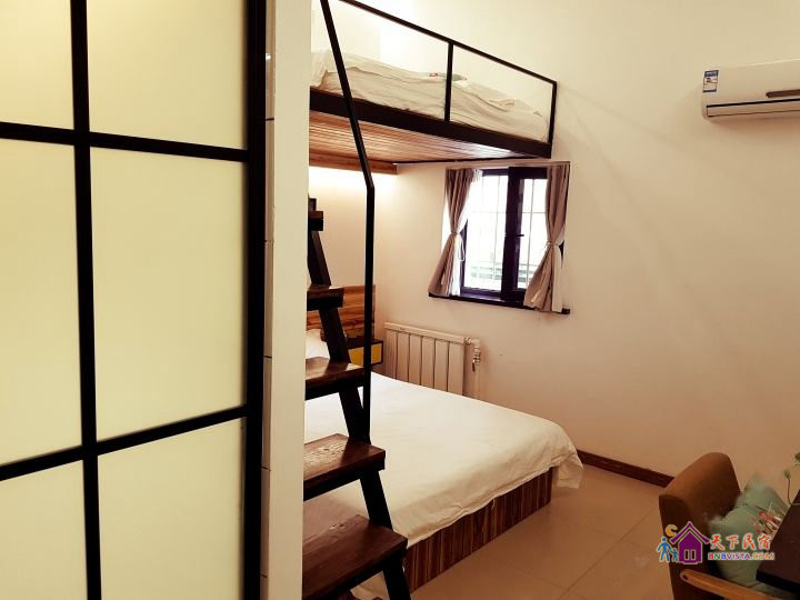 美式Loft复式家庭房