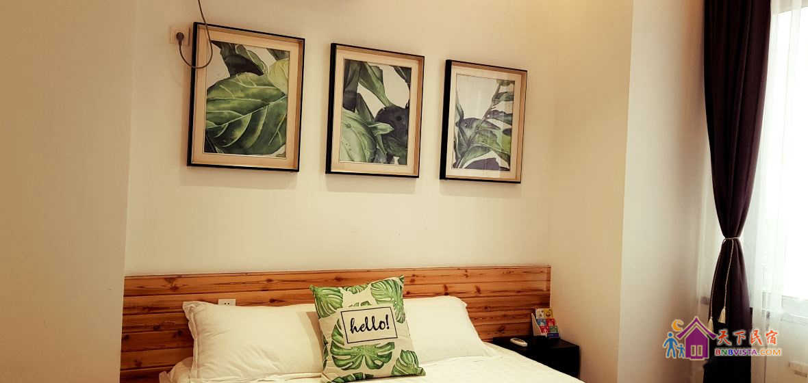 精选温馨大床房