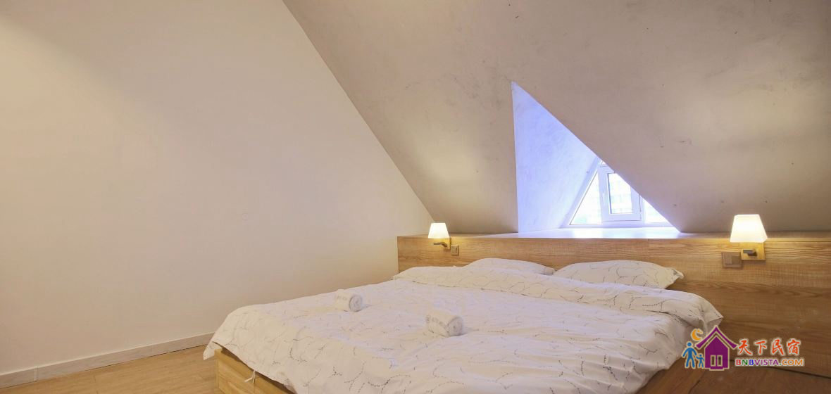 阁楼大床房