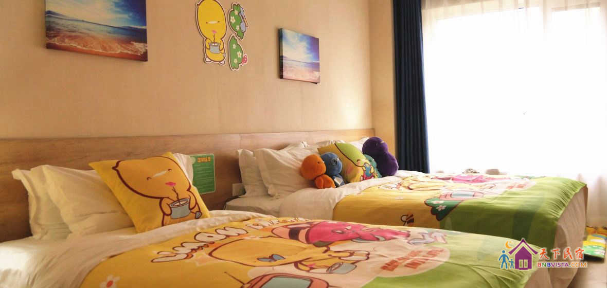 小鸡彩虹·酷芽主题双床房