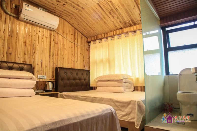 实木一梦芳华大标间