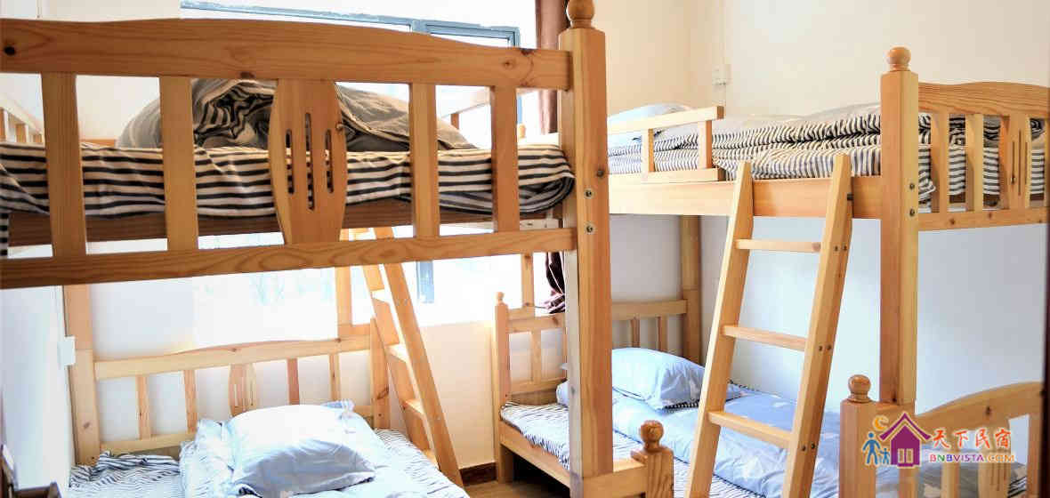 四人间(床位)(公共卫浴)