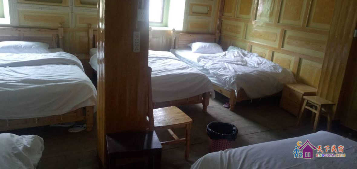 七人间(床位房)(公共卫浴)