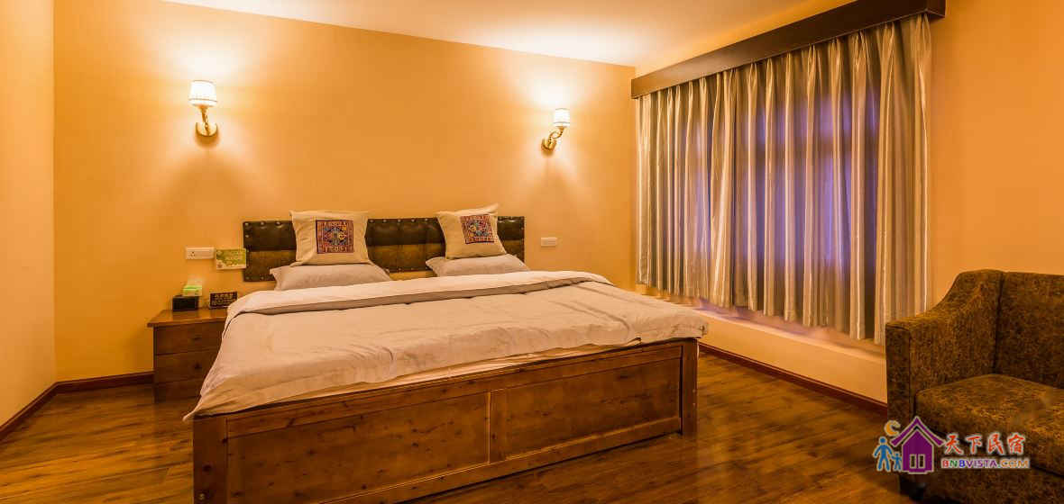 豪华地暖大床房