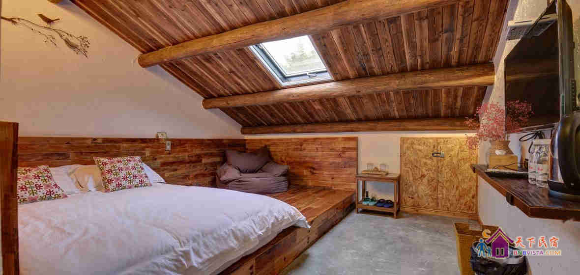 阁楼大床房