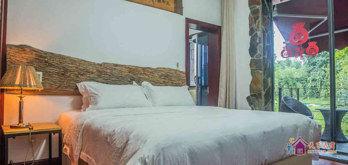 主楼幽静露台情侣空间