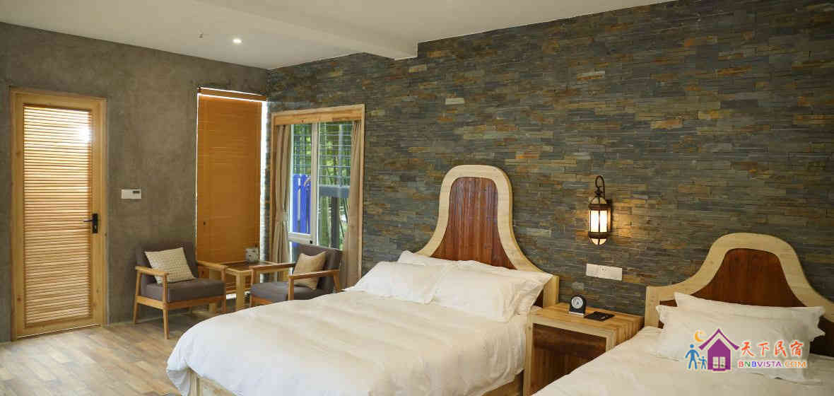 悠然水景亲子房