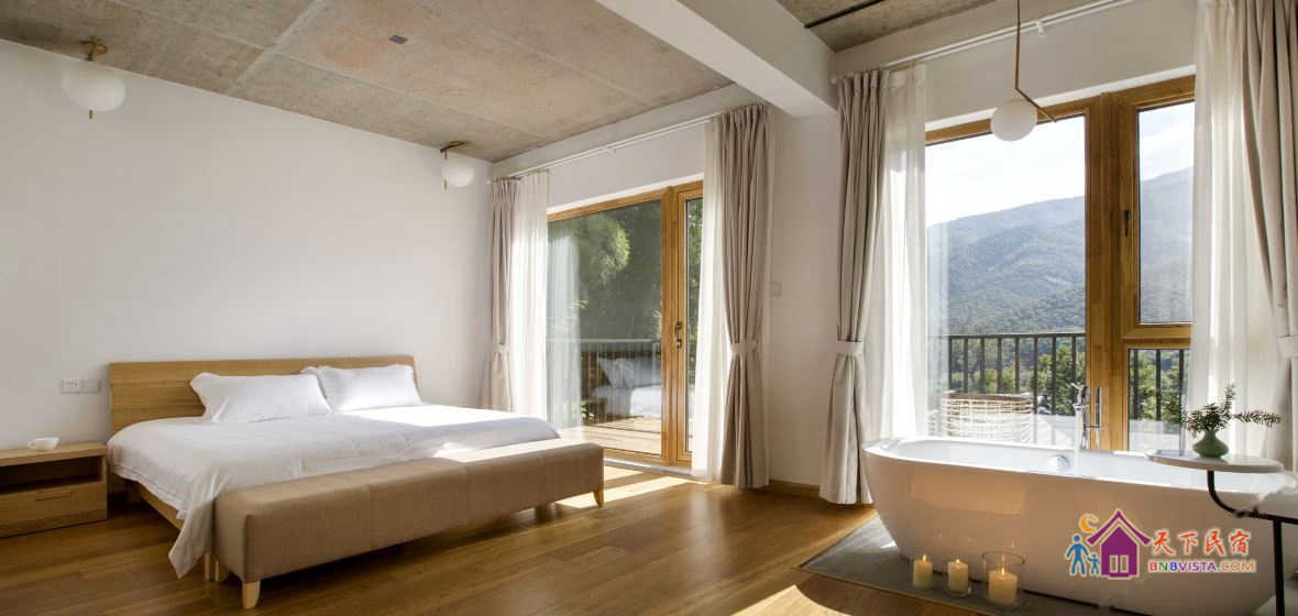 舒适阳光大床房