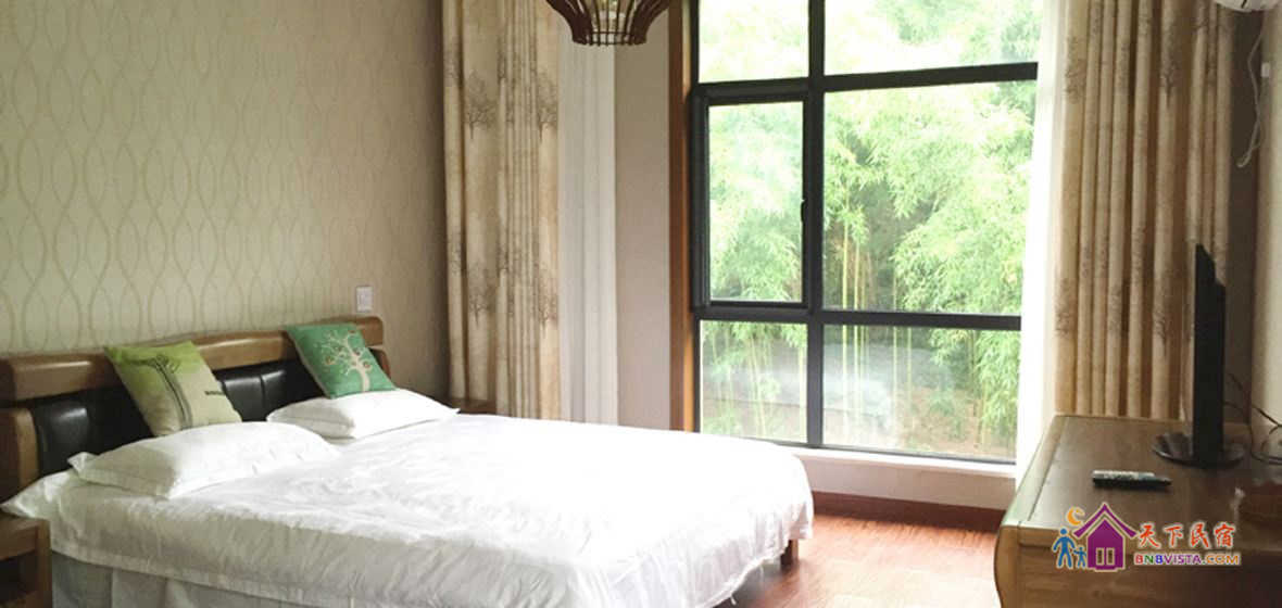 乐行(豪华大床房)