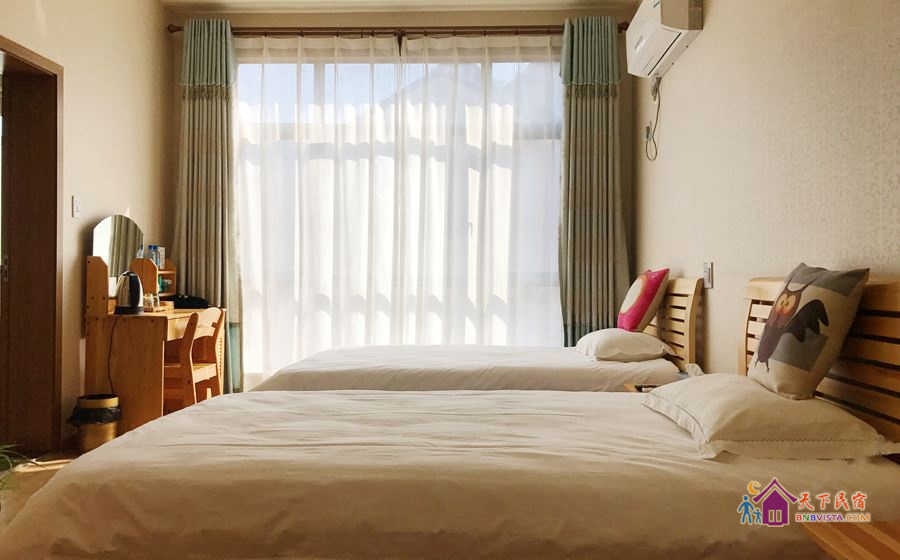 悠闲精致双床房