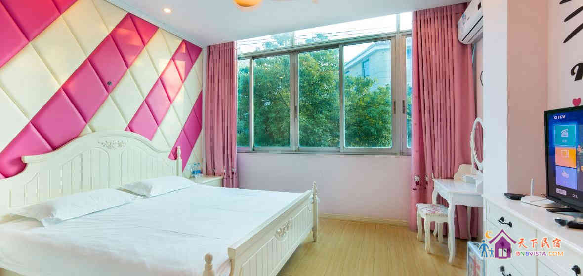 hello kitty大床房