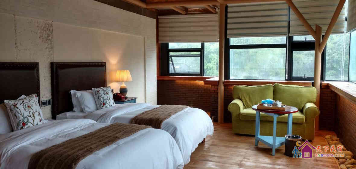 逸致山景双床房
