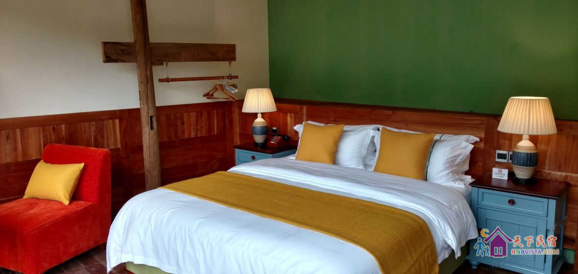 尊贵河景露台大床房