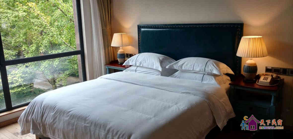 精致庭院大床房