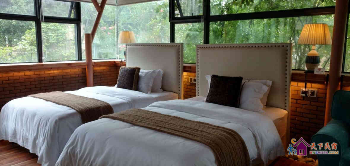 逸致园景双床房