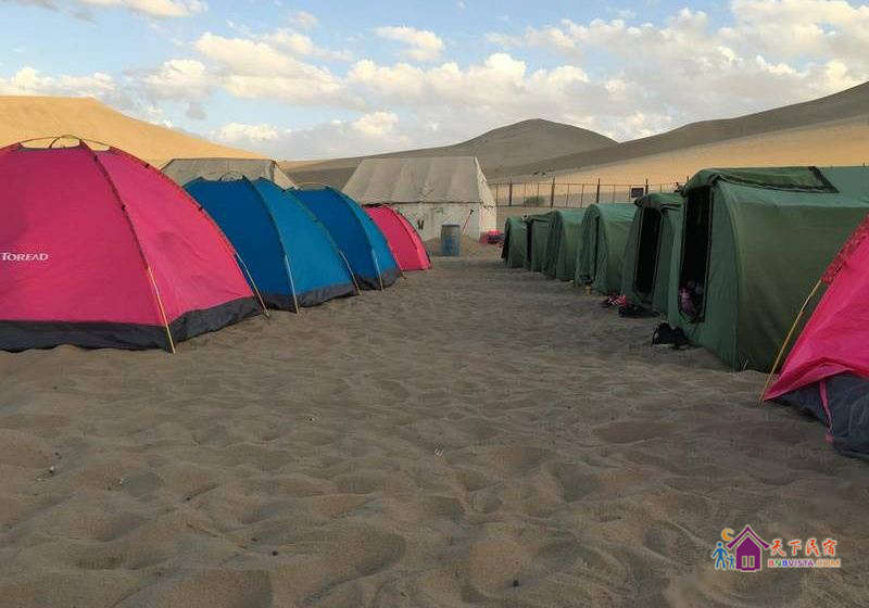 沙漠露营帐篷体验房