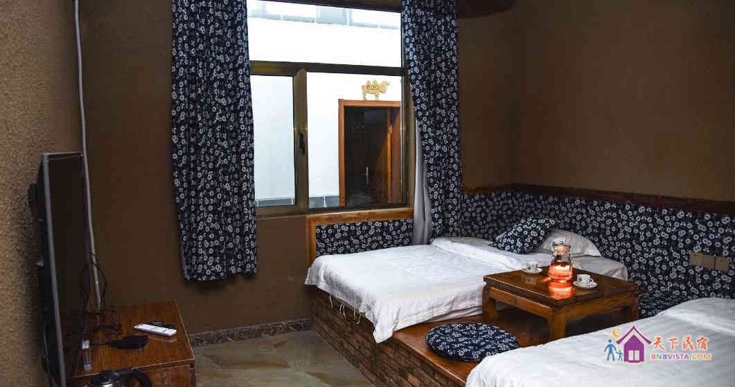 敦煌风特色豪华标准间