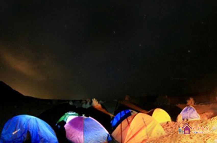 沙漠狂欢-星空露营五人帐篷房