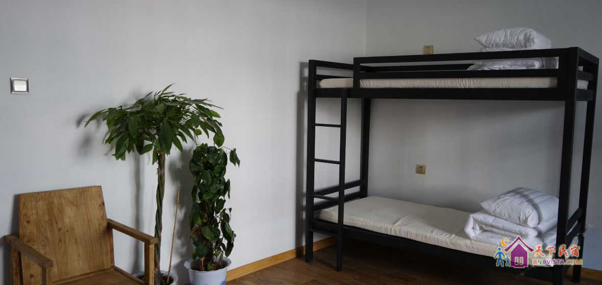 空调男神六人房