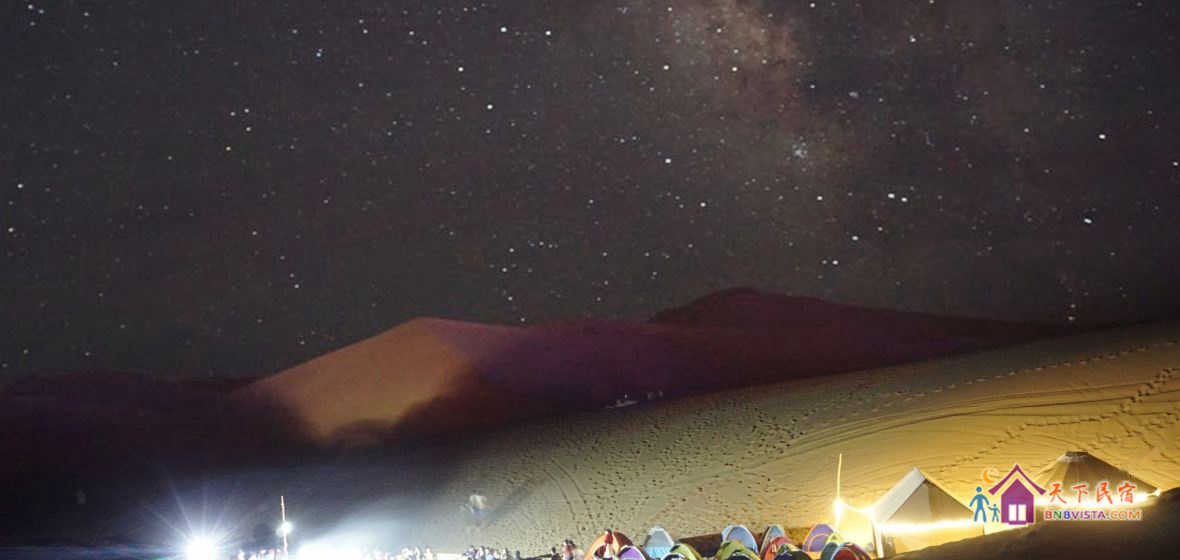 单人沙漠露营
