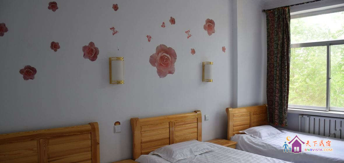 三人标准间沙景房