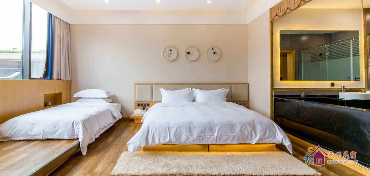 禅意山居家庭房