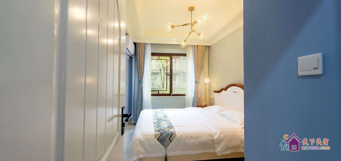 浪漫田园大床房