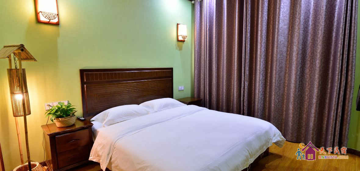 香茶豪华大床房