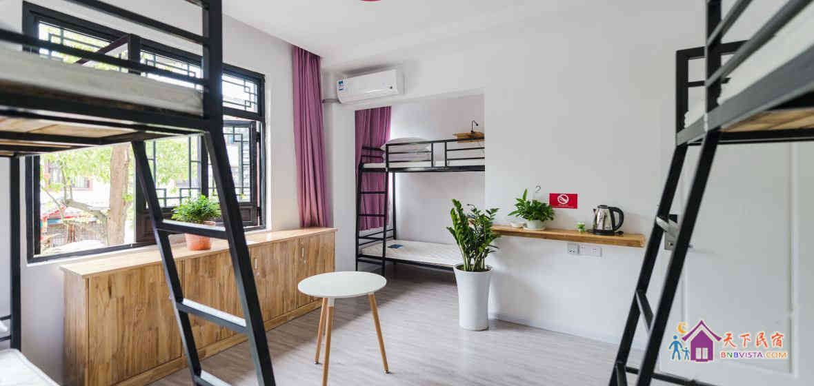 女生六人床位房