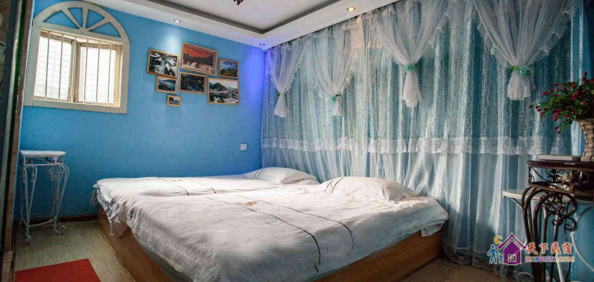 201榻榻米双人间