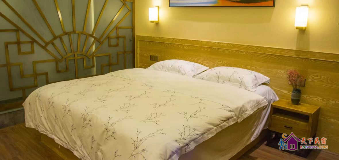 朝花夕拾江景阳台大床房