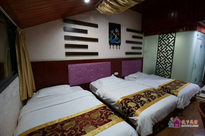 江景天窗三人房