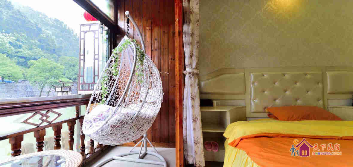 101梦醒时分-临江大床房