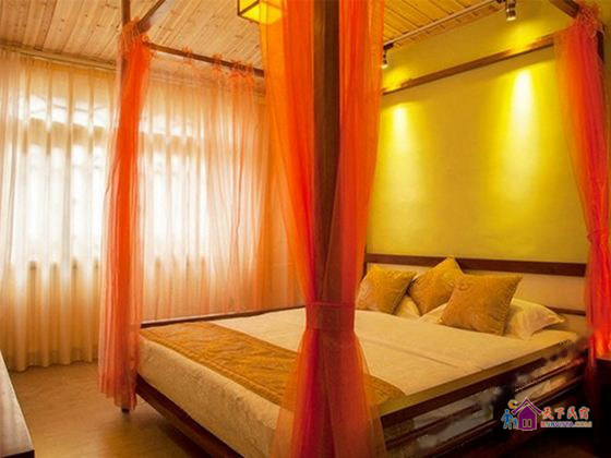 非临江温馨大床房