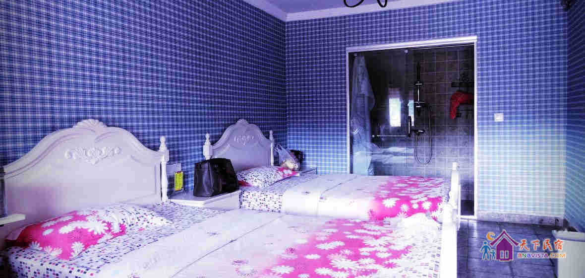 临江阳台双人间