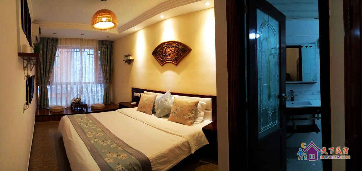 非临江榻榻米豪华大床房