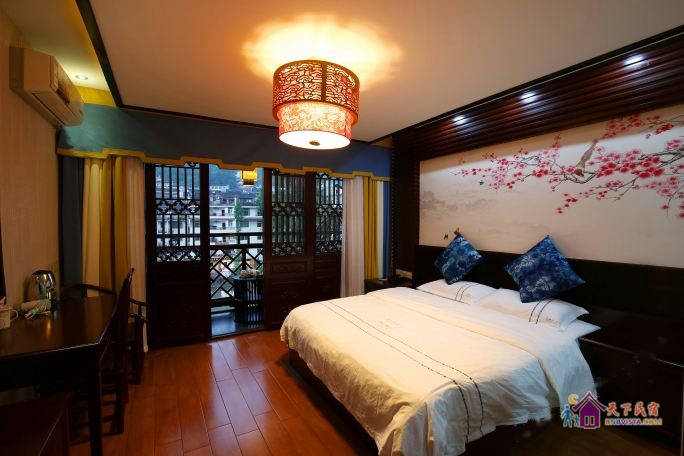 临江豪华大床房·金家园店