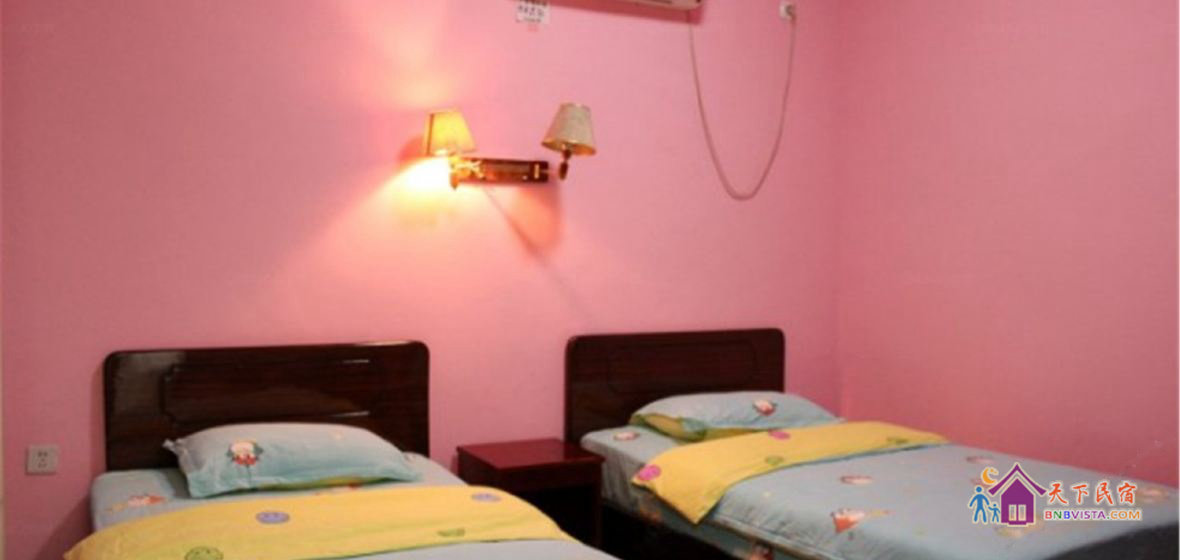 标准双床房(无窗)