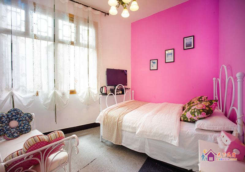 温馨大床房(无窗)