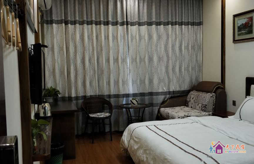 温馨情侣大床房