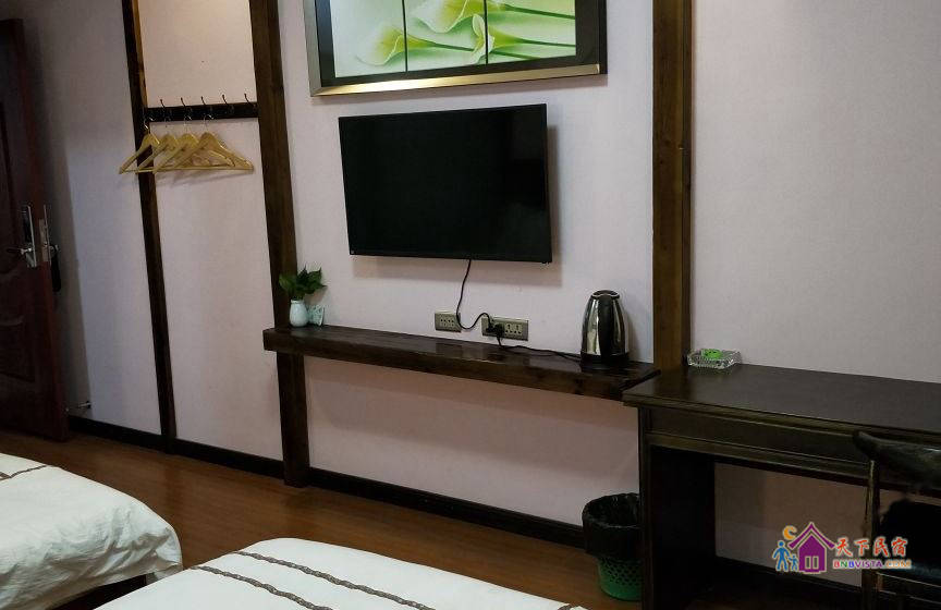 春回大地大标间