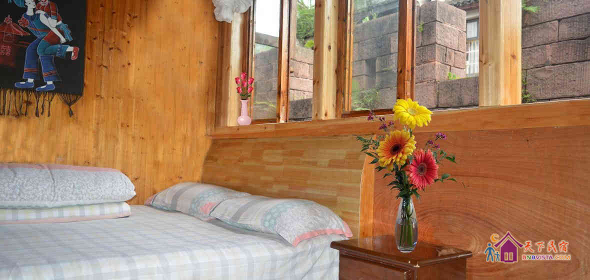 吊脚楼临街望城电脑房203