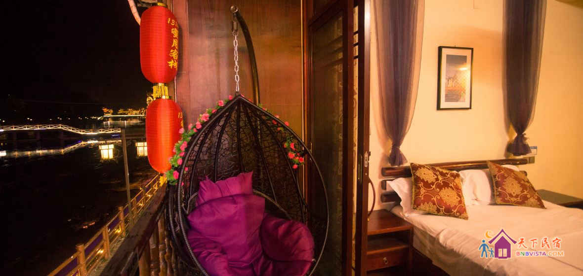 豪华江景蜜月房