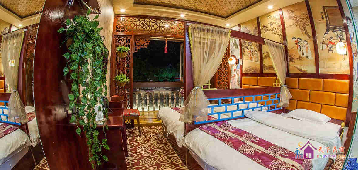 梦回唐朝临江阳台标准间