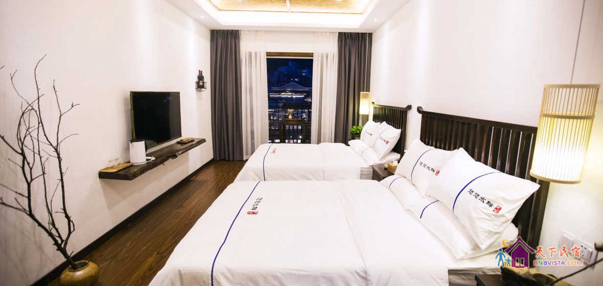 初见江景阳台双床房