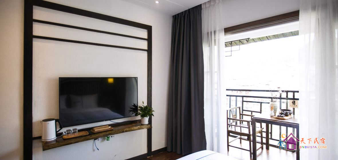 清心江景阳台大床房