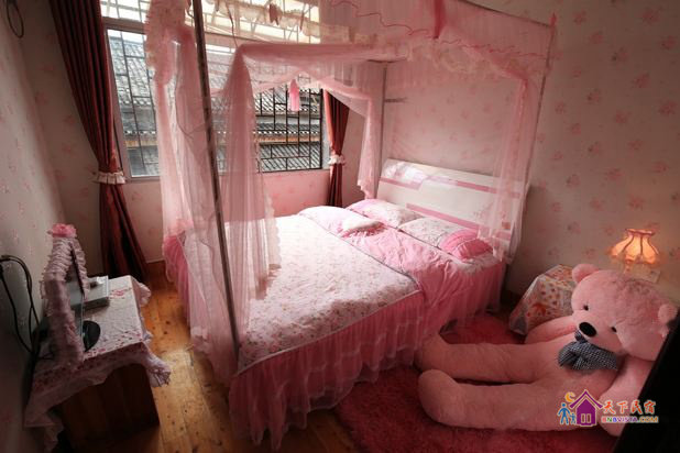 南门店, 浪漫童话大床房